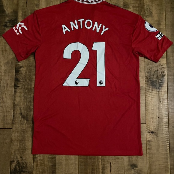 Manchester United Antony Jersey - Picture 2 of 4